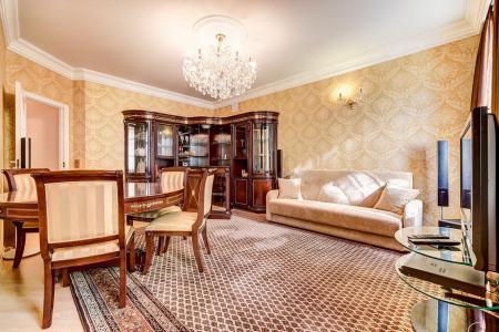3-к квартира, 140 м², 4/5 эт.
