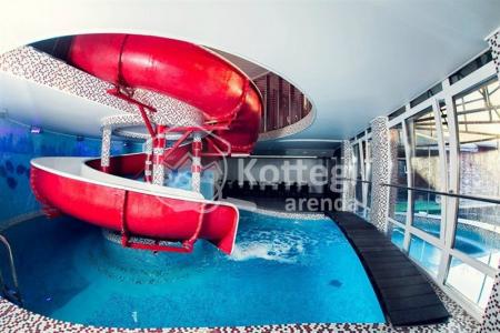 Коттедж с бассейном и горкой по Симферопольскому шоссе для компании до 50 человек