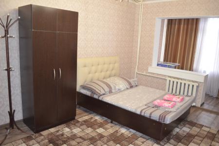 1 комнатная квартира на сутки  Юг-2 рядом с Вефа центром