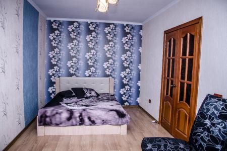 Чистая ,уютная квартира в центре города.