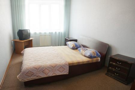 Двухкомнатная квартира рядом с ТЦ Гостинный Двор