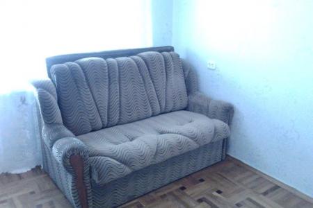 Недорогая однокомнатная квартира на пересечении Беляева/Королева