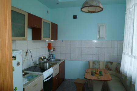 просторная , со свежайшим ремонтом.  Хорошие скидки при длительных сроках проживания !