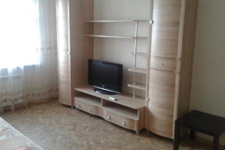 Однакомнатная квартира возле ТЦ Савинова