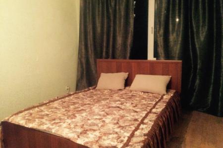 Однокомнатная квартира в районе Космоса,