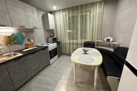 2-комнатная квартира в центре города с видом на площадь Юбилейная