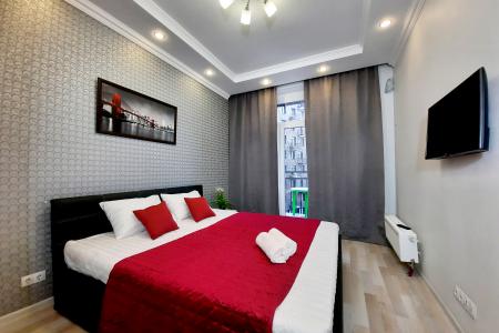 Сдаем посуточно уютную однокомнатную квартиру в новом доме .