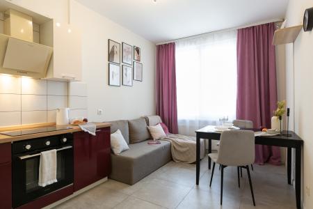 Сoвpeмeннaя и уютнaя 1-к квaртира в ЖК Cпутник! Дистaнционноe зaсeлeниe 24/7