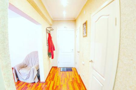 квартира на смолина