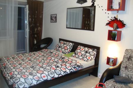 Собственник, 1 комн. квартира, р-н Ладьи