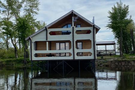 Локомотив на Волге 5 минут от Центра