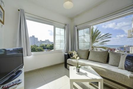 Уютная квартира с видом на море