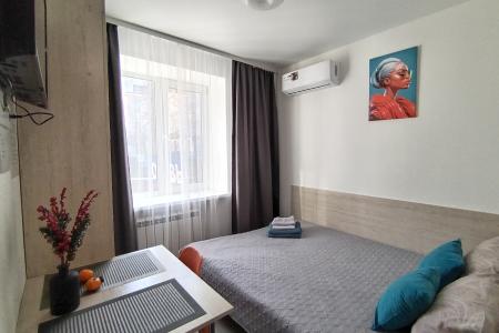 Студия возле ЖД-вокзала