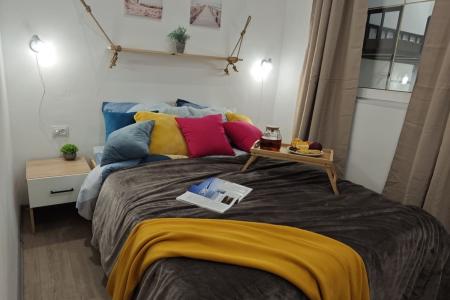 Двухкомнатная квартира в Первореченском районе