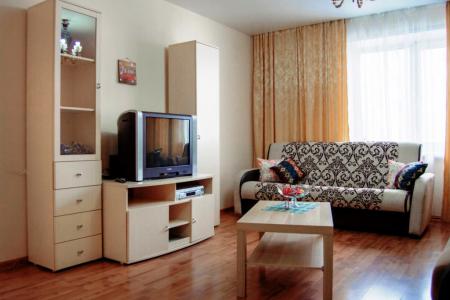 3 изолированных конаты, ЧЕТЫРЕ раздельных спальных места.