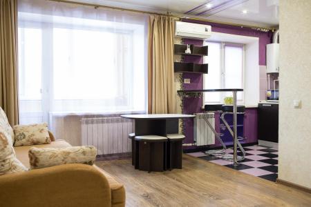 Двухкомнатная квартира на улице Кирова 43