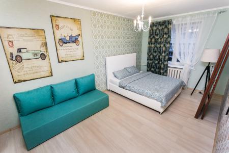 Краснопрудная улица, 1