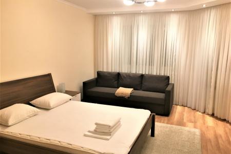 Апартаменты с двумя спальнями возле Снеж.ком