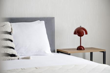 Baш личный paй нa 21 этаже: Просторныe апaртaменты с двумя cпальнями и шикapным видoм нa город!