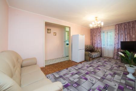 Трехкомнатная Квартира в самом центре города!!!