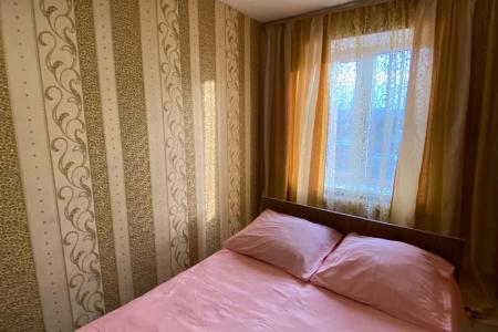 2-комнатная квартира в районе Самолета на Хотунке