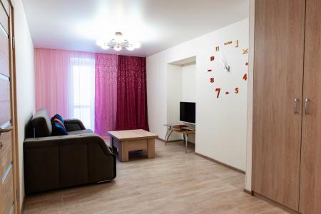 Новая квартира с новой мебелью и техникой