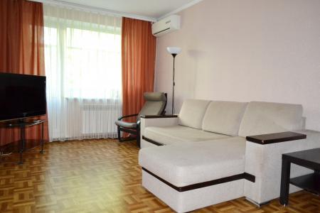 Двухкомнатная не далеко от  Экспо Волга,Олимп, Русь