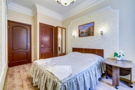 Мини-отель "8 Сов"