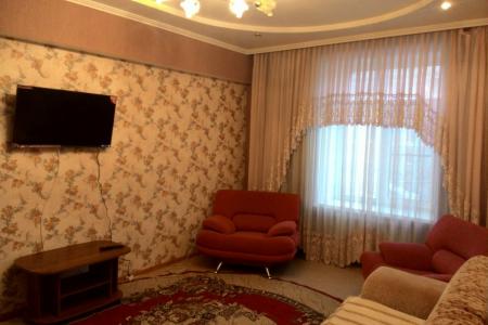 Хорошая 2-комнатная квартира в центре