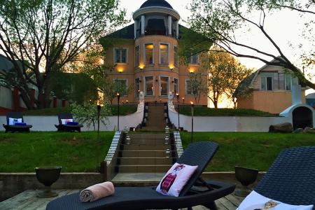 Очень уютный домик