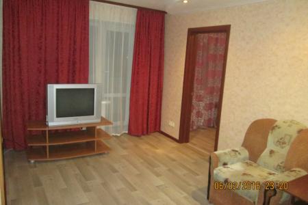 Двухкомнатная квартира в самом центре Орска.