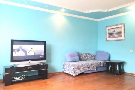 Квартира на Театральной площади