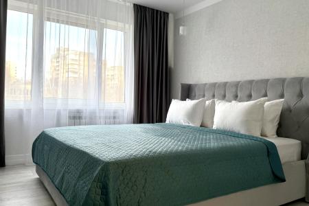 Шикарная 3-комнатная квартира на набережной реки в центре Калининграда