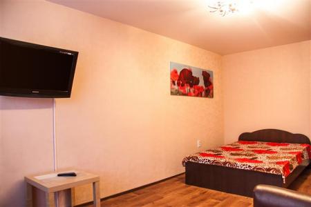 Однокомнатная квартира в Центре города (район Швейной фабрики, 1-а остановка от Вокзала)