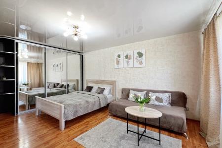 Тихая комфортная квартира-студия в самом центре города!