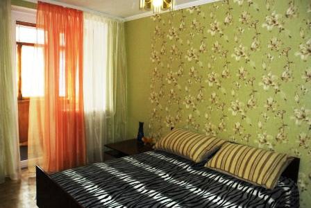 Сдаю двухкомнатную квартиру в Евпатории