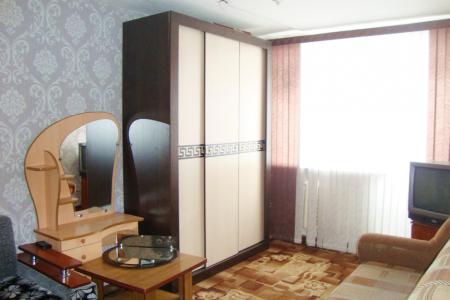 1-комнатная пгт Инской (ГРЭС), г. Белово - посуточно!