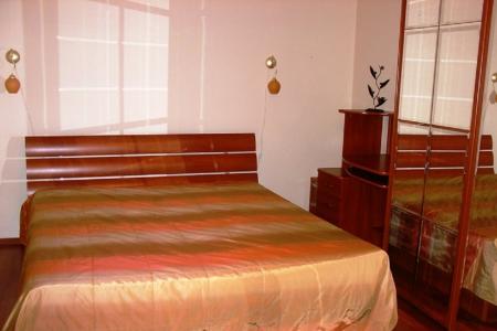 1-комн. квартира в новом доме, центр/район 17 школы