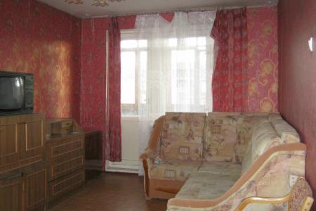 Сдаю 2-х к. кв. на Миккели 11