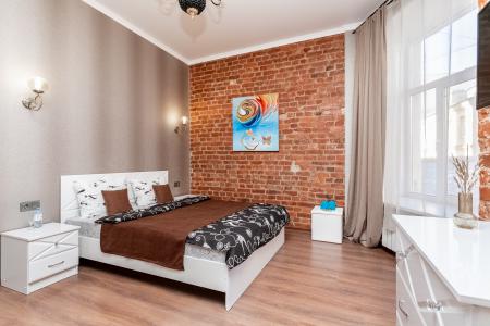 Просторная, чистая КОМНАТА в Гостевом доме, рядом метро, ТЦ, зоопарк