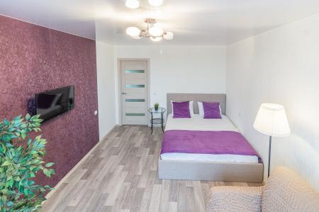 KvartalApartments on Belozerskaya, 5