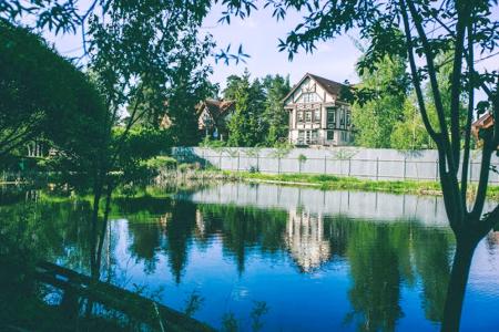 БЛАГОВЕЩЕНКА 1150м 7 спален до 100 чел