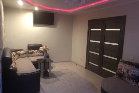 Двухкомнатная квартира недалеко от автовокзала