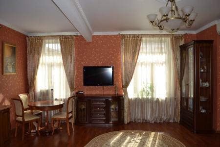 двухкомнатная квартира в самом центре Владивостока