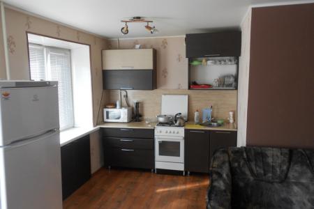 Двухкомнатная квартира в центре.