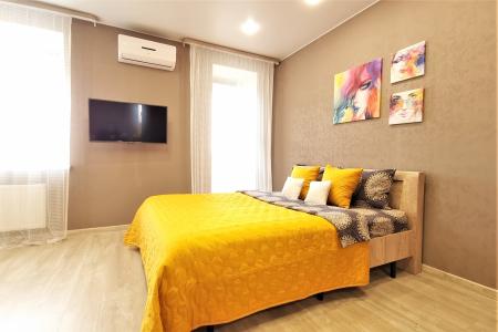 Квартира-студия посуточно рядом с ТРЦ СитиМолл