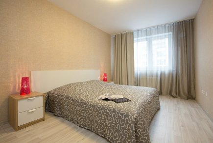 "Этажи" - однокомнатная, Ильича, 42а. Уралмаш.