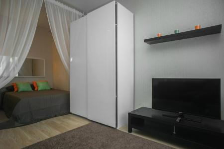 Стильная 1-комнатная квартира-студия Толе би/Абылай хана посуточно