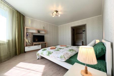 1-к апартаменты на Хрустальной 44к6