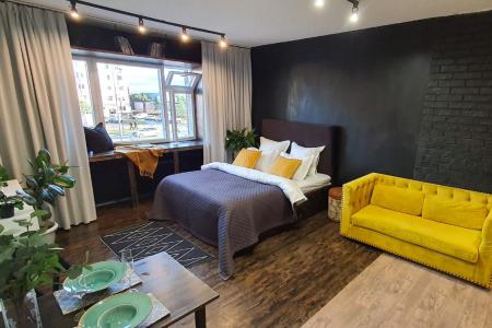 Студия на Оптимистов, 2/5 эт.